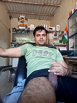 Priynkarani online show from 11-29-25, 04:59