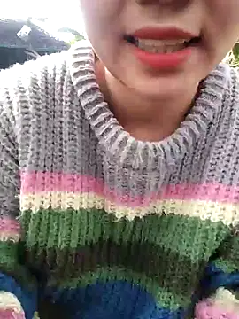 Snapshot of Betty20zx chatting on 12-10-24, 02:05 Betty20zx online show from 12-10-24, 02:05