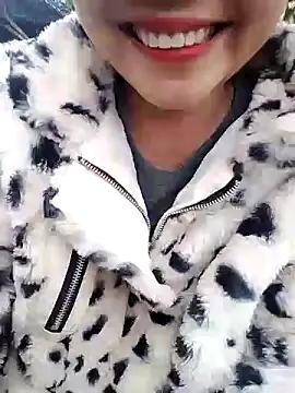 Snapshot of Betty20zx chatting on 12-15-24, 07:13 Betty20zx online show from 12-15-24, 07:13