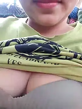 Snapshot of Betty20zx chatting on 01-22-25, 04:55 Betty20zx online show from 01-22-25, 04:55