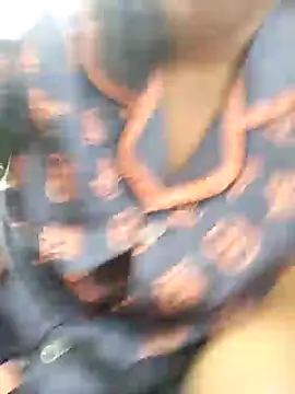 Snapshot of Betty20zx chatting on 02-25-25, 05:41 Betty20zx online show from 02-25-25, 05:41