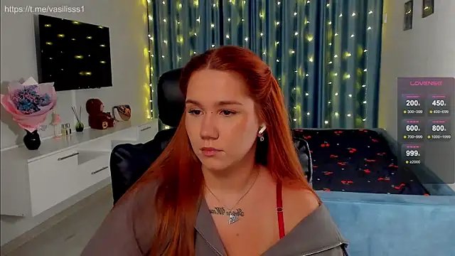 Snapshot of VasilisaHaas chatting on 10-15-25, 09:48 VasilisaHaas online show from 10-15-25, 09:48