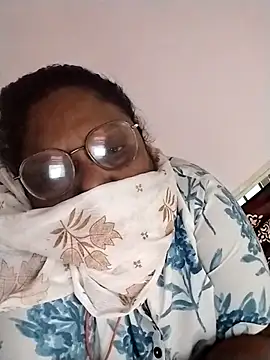 Snapshot of Pushpavathi_78 chatting on 02-10-26, 10:41 Pushpavathi 78 online show from 02-10-26, 10:41