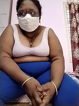 Snapshot of Pushpavathi_78 chatting on 02-19-26, 10:00 Pushpavathi 78 online show from 02-19-26, 10:00