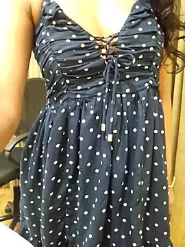 Tanisha789 online show from 10-07-25, 07:22