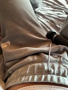 Ana-05 online show from 10-08-25, 10:13