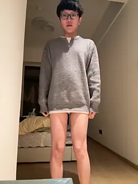 Snapshot of bomppy chatting on 11-28-25, 06:43 bomppy online show from 11-28-25, 06:43