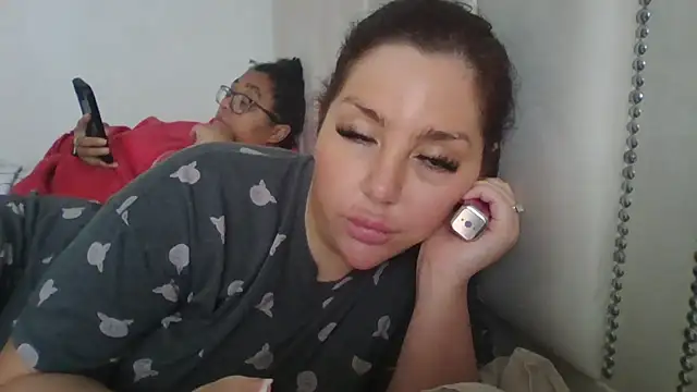 vanilla chocolate23 online show from 12-02-24, 11:56