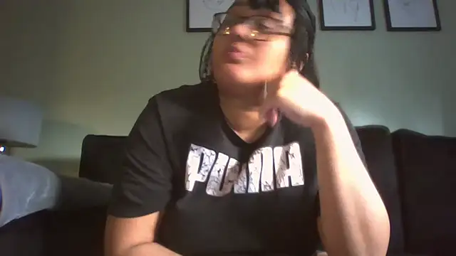 vanilla chocolate23 online show from 02-19-25, 03:16