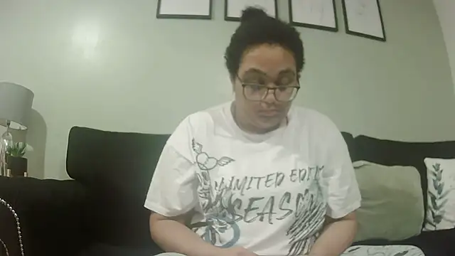 vanilla chocolate23 online show from 01-08-26, 08:27