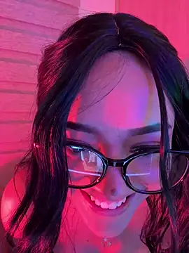 kenndall 21 online show from 12-14-24, 06:02