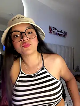 kenndall 21 online show from 10-18-25, 03:09