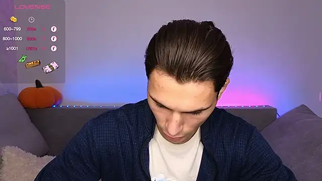 denlover1 online show from 10-06-25, 01:30