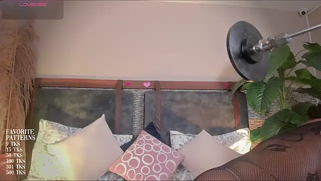 zoe 23  online show from 05-06-26, 10:42