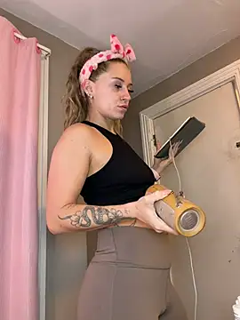 lexybabyxo online show from 05-13-26, 12:57