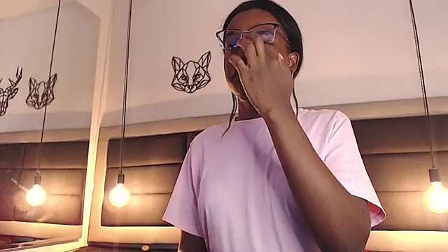 candy lovee69 online show from 03-26-26, 06:57