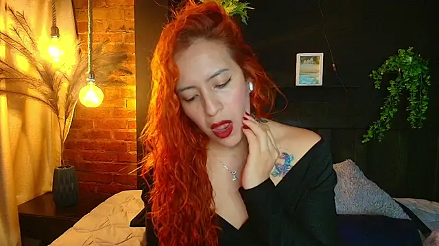 Snapshot of sahra_taylor_ chatting on 03-19-26, 01:59 sahra taylor online show from 03-19-26, 01:59