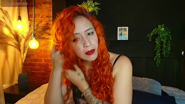 Snapshot of sahra_taylor_ chatting on 03-22-26, 02:53 sahra taylor online show from 03-22-26, 02:53