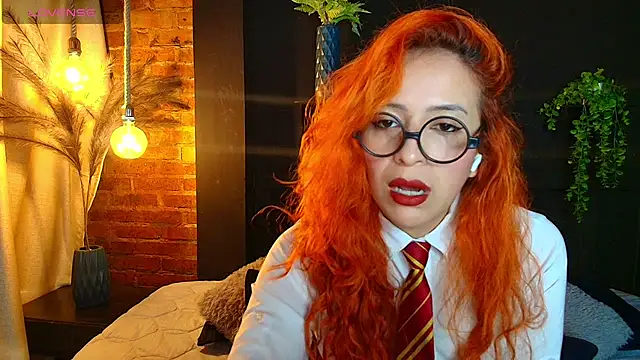 Snapshot of sahra_taylor_ chatting on 03-25-26, 02:01 sahra taylor online show from 03-25-26, 02:01