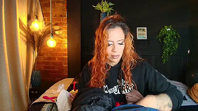 sahra taylor  online show from 06-24-26, 01:43