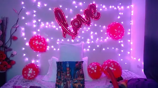 Nicol Love0 online show from 02-14-25, 11:10