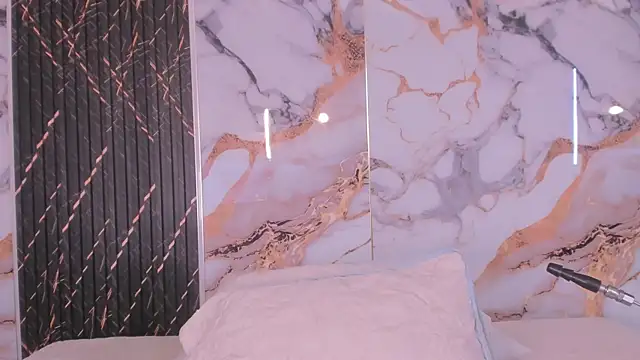 Snapshot of Alyson-a chatting on 03-05-26, 12:12 Alyson-a online show from 03-05-26, 12:12