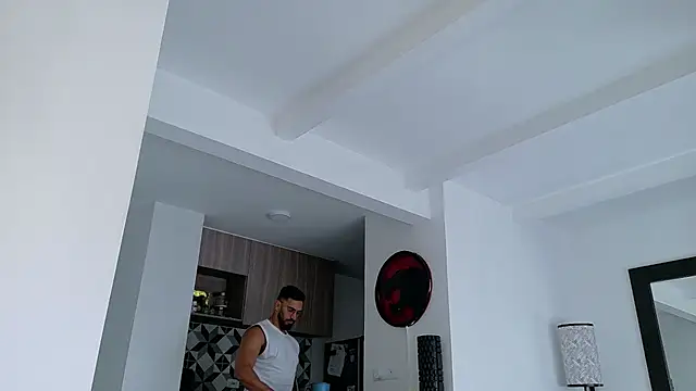 Snapshot of tony_muscle chatting on 02-21-26, 07:59 tony muscle online show from 02-21-26, 07:59