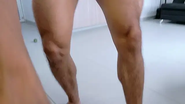 Snapshot of tony_muscle chatting on 03-23-26, 06:12 tony muscle online show from 03-23-26, 06:12