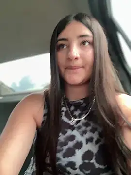 AhriCutte online show from 03-19-25, 04:34