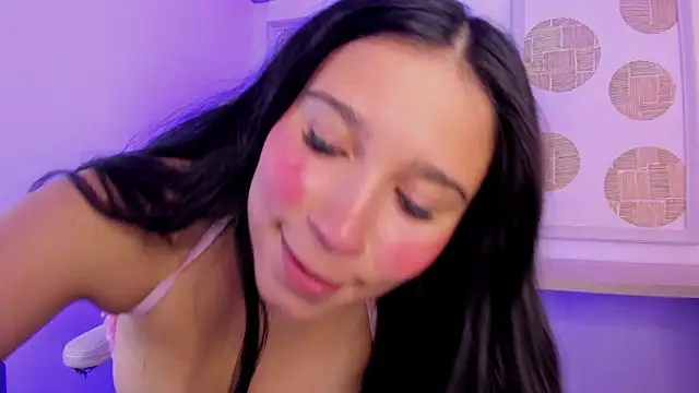 aisha   online show from 03-03-25, 08:54