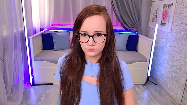 StellaGloww online show from 09-22-25, 04:09