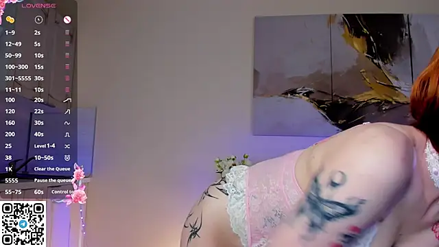 Snapshot of Linablueeyed chatting on 03-19-26, 09:57 Linablueeyed online show from 03-19-26, 09:57