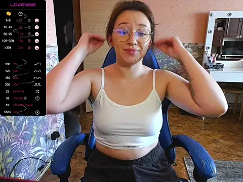 Chloe strip online show from 10-15-25, 04:23