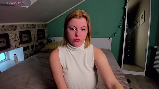 LillyDepp online show from 12-30-24, 08:43