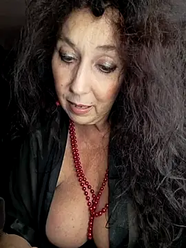 GypsyEsmeralda online show from 10-14-25, 03:57