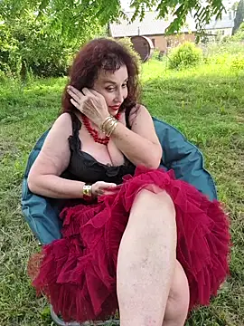 GypsyEsmeralda online show from 06-12-26, 12:37