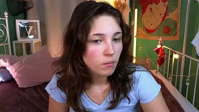 cherry lea online show from 12-21-24, 07:27