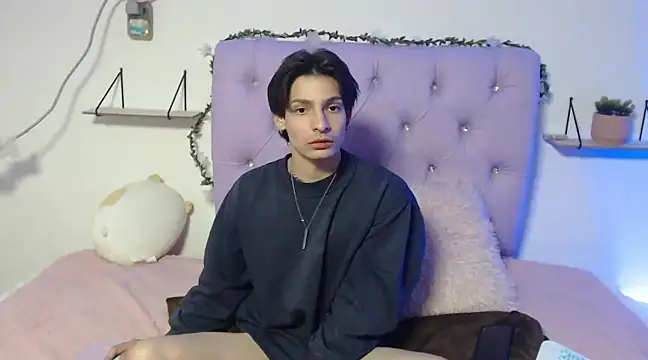 Snapshot of Apolo_Hidalgo01 chatting on 01-30-25, 04:13 Apolo Hidalgo01 online show from 01-30-25, 04:13