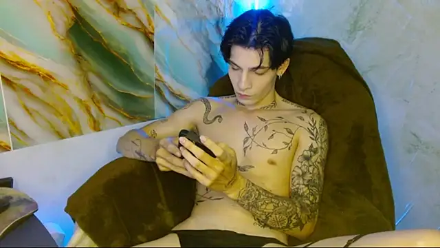 Snapshot of Apolo_Hidalgo01 chatting on 09-10-25, 07:36 Apolo Hidalgo01 online show from 09-10-25, 07:36