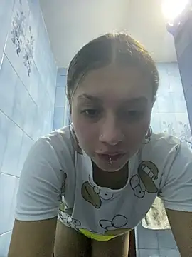 Andi9  online show from 02-23-25, 05:56