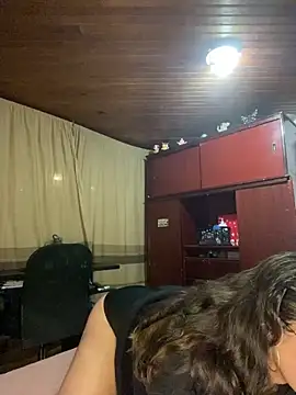 Andi9  online show from 09-26-25, 01:09