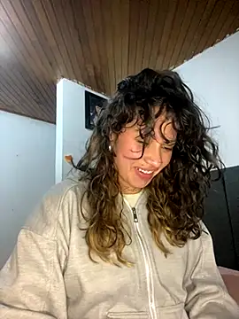 Andi9  online show from 10-16-25, 03:18