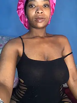 Snapshot of NunuBerry16 chatting on 12-15-24, 02:19 NunuBerry16 online show from 12-15-24, 02:19