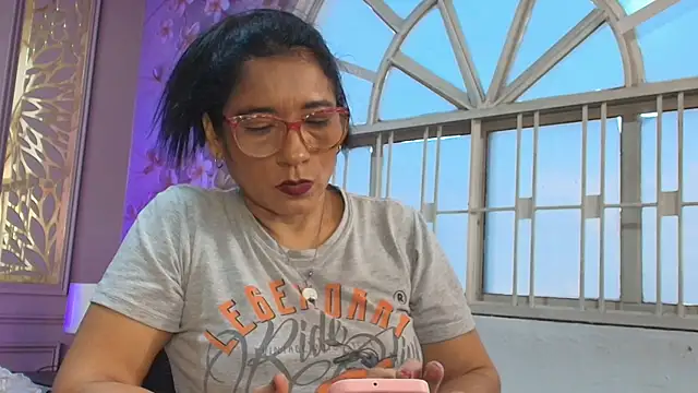 mature bigass   online show from 12-03-25, 11:41