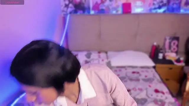 Snapshot of Eimyflorian chatting on 10-03-25, 12:02 Eimyflorian online show from 10-03-25, 12:02