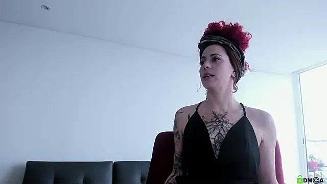 Borbala Iggy online show from 02-08-25, 02:16