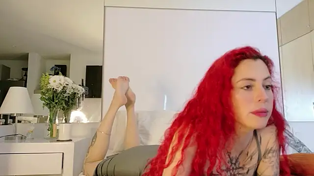 Borbala Iggy online show from 11-16-25, 12:27