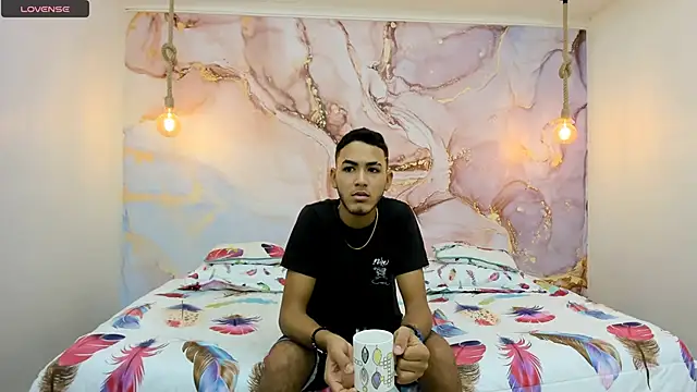 StrawwBoys online show from 12-11-24, 12:02