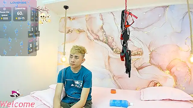 StrawwBoys online show from 12-27-24, 11:53