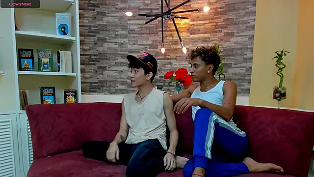 StrawwBoys online show from 03-19-25, 09:27